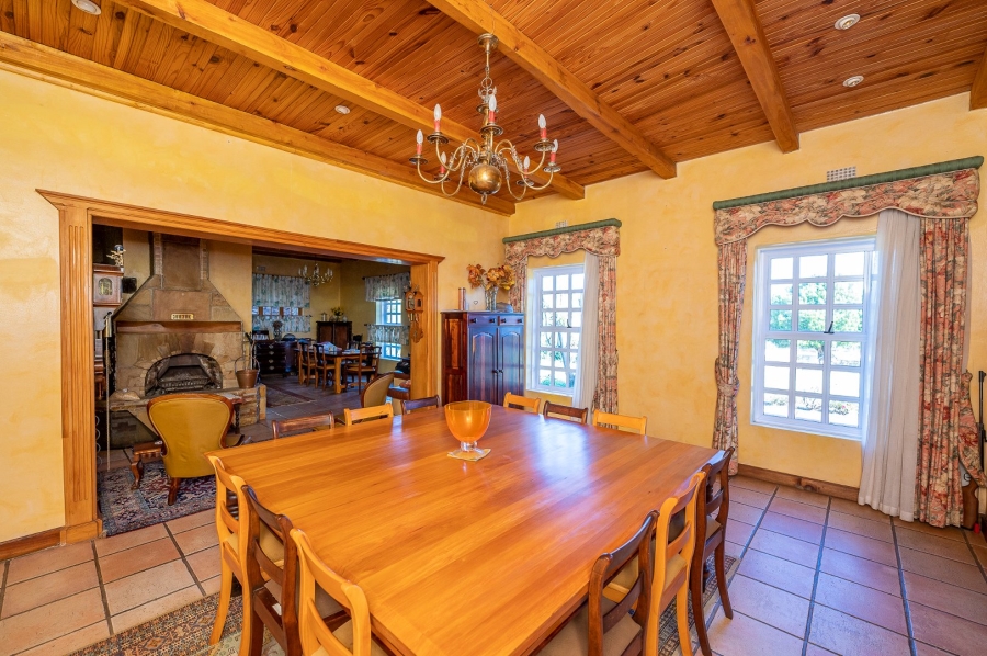 9 Bedroom Property for Sale in Uniondale Western Cape